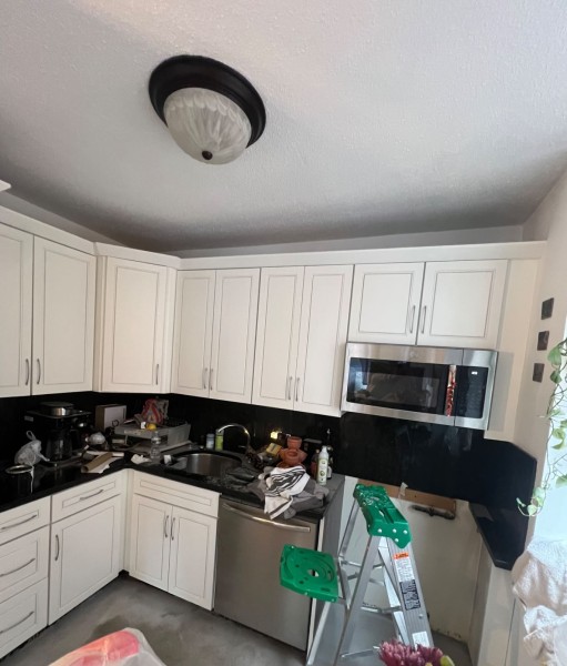 Cabinet Refinishing in Manhattan, NY (1)