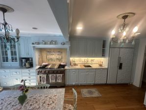 Cabinet Painting in Suffern, NY (1)