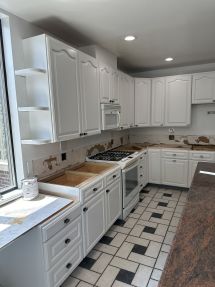 Cabinet Refinishing in Queens, NY (2)