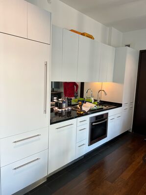Cabinet Re-Finishing in Manhattan, NY (2)