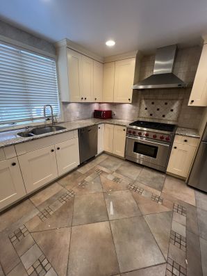 Cabinet Refinishing in Albertson, NY (2)