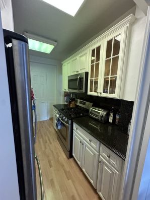 Cabinet Refinishing in Manhattan, NY (1)