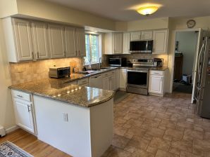 Cabinet Refinishing in Cortlandt Manor, NY (2)