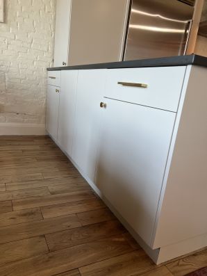 Specialized Cabinet Re-Finishing in Manhattan, NY (2)